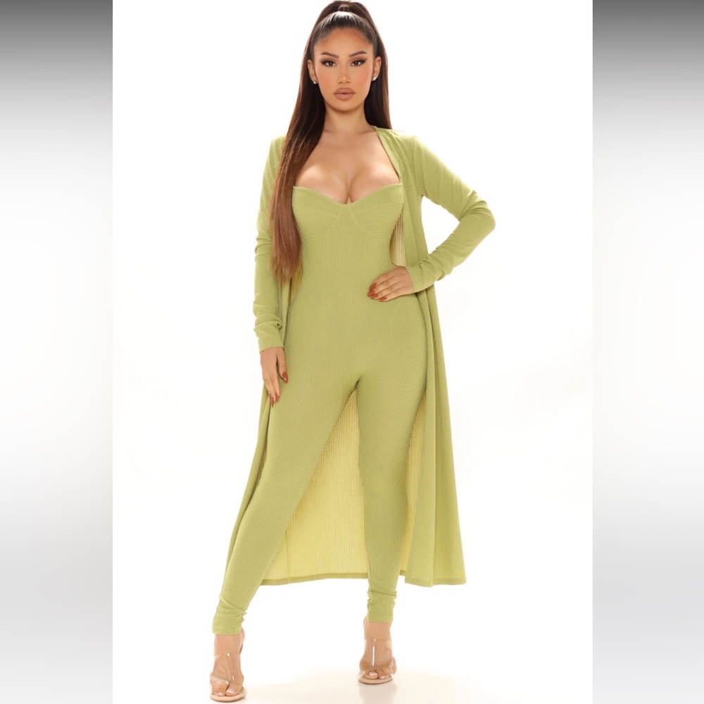 Green two piece jumpsuit and duster! Worn once. Size small.